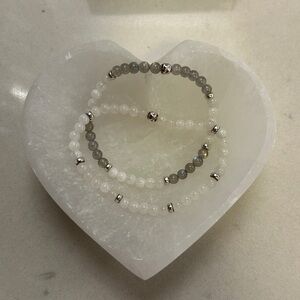 Rose Quartz & Moonstone&Labradorite stretchy bracelets & crystal 🤍 🆓